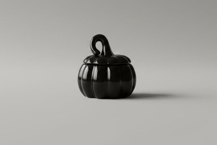 12 oz Black Pumpkin Candle