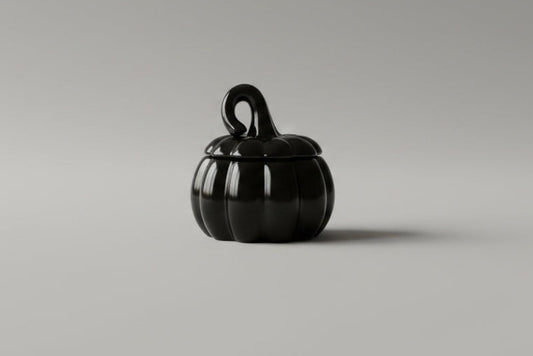 12 oz Black Pumpkin Candle